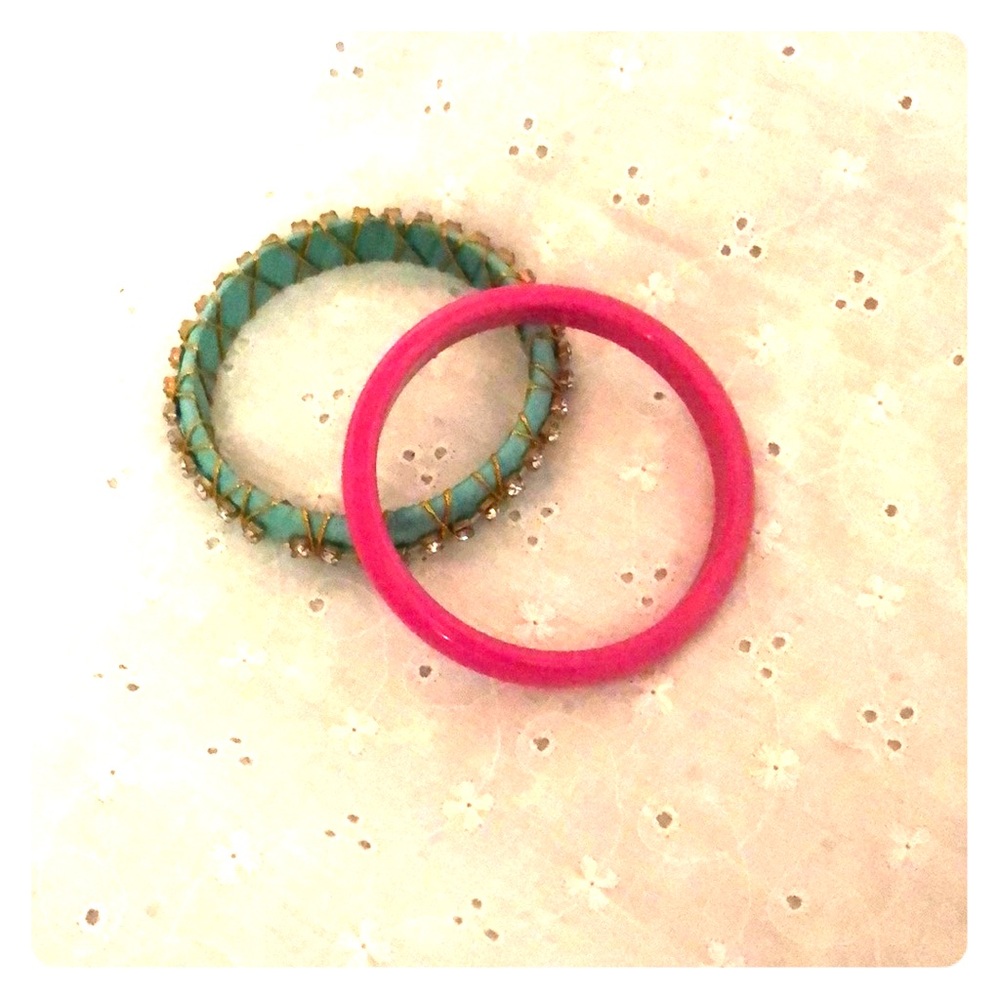 Set of two bracelets